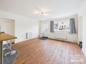 Kitchen/Living- click for photo gallery